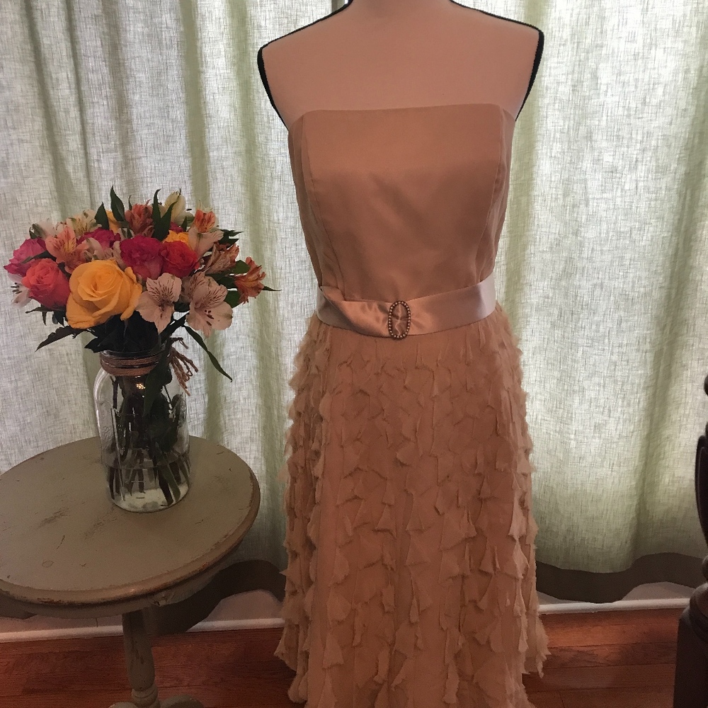 Short formal wear dress Black House/White Market